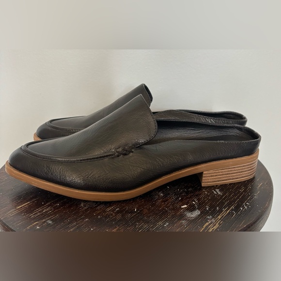 Sonoma Women’s size 10 Black Slip On Loafers - Picture 1 of 7